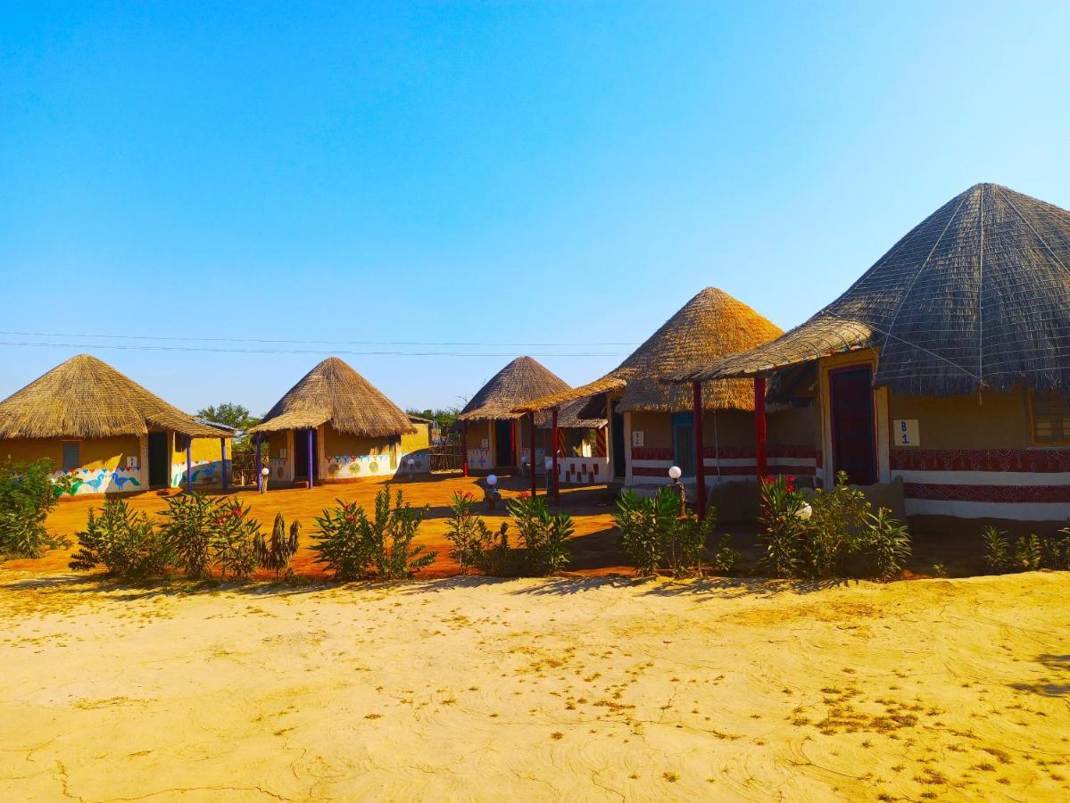 Kutir Craft Village Resort Bherandiala Luaran gambar
