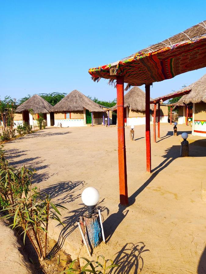 Kutir Craft Village Resort Bherandiala Luaran gambar