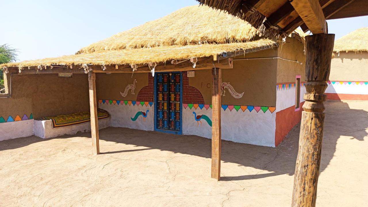 Kutir Craft Village Resort Bherandiala Luaran gambar