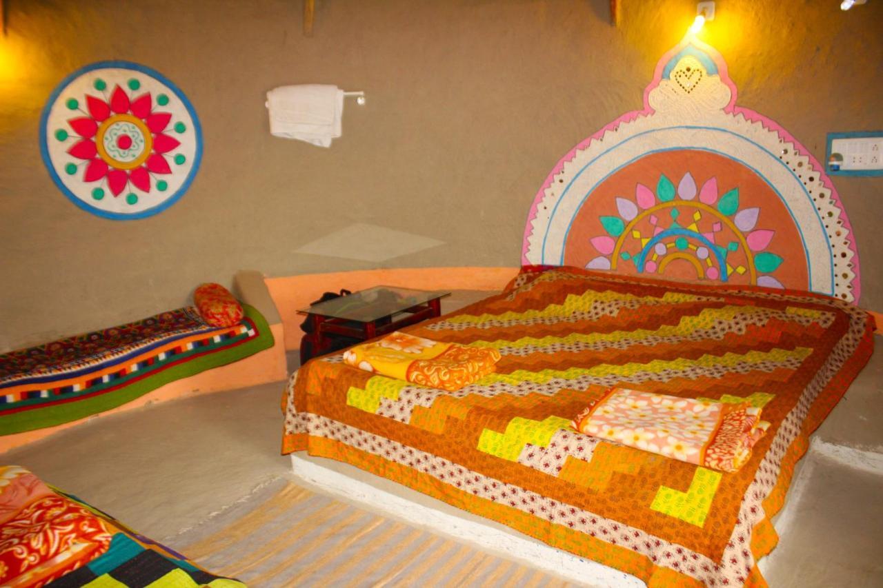 Kutir Craft Village Resort Bherandiala Luaran gambar