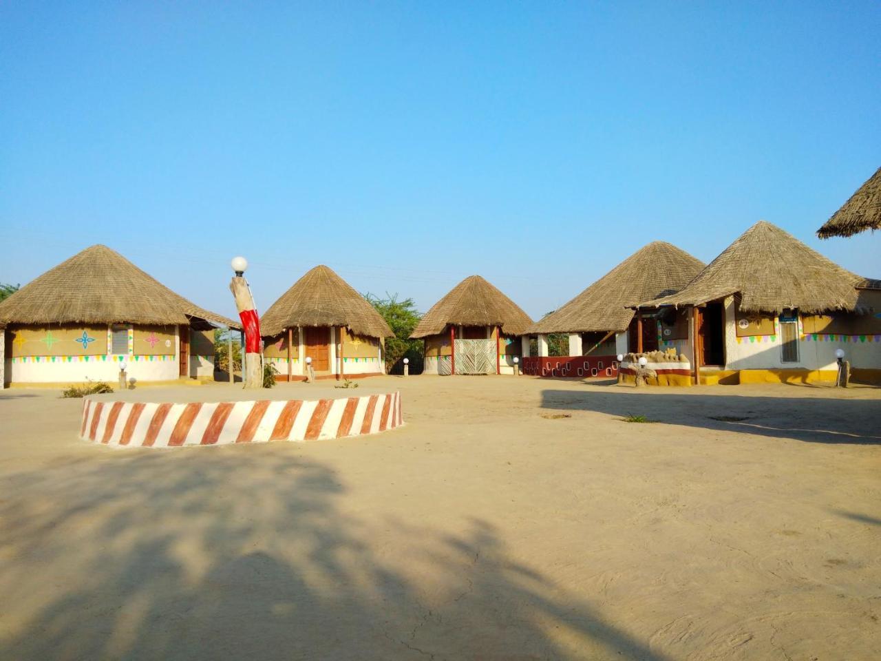Kutir Craft Village Resort Bherandiala Luaran gambar