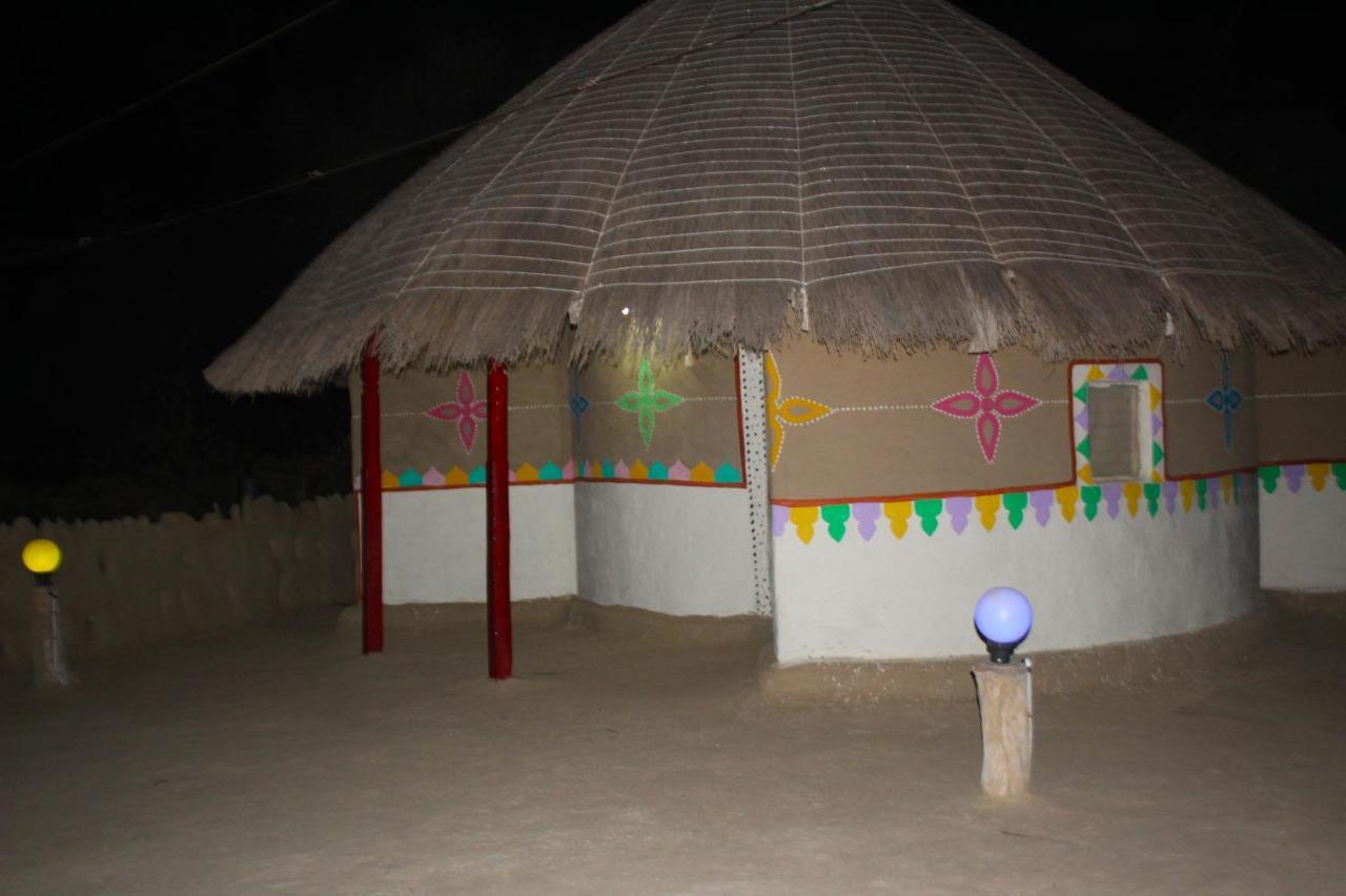 Kutir Craft Village Resort Bherandiala Luaran gambar