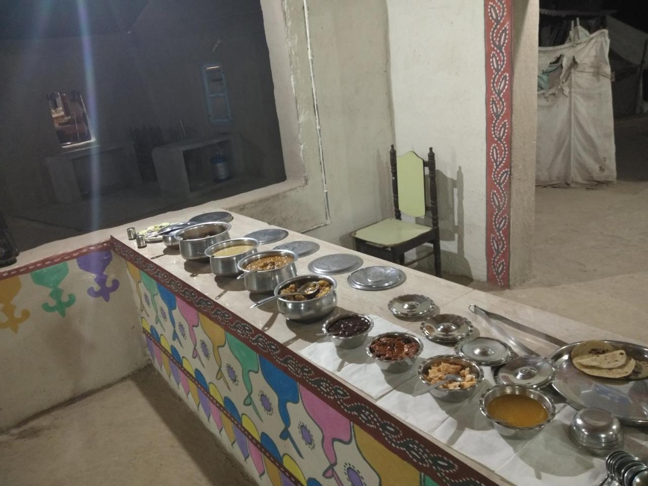 Kutir Craft Village Resort Bherandiala Luaran gambar